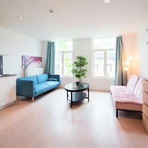 The Fashion Street Appartement
